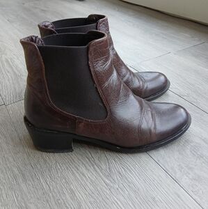 Artica Chelsea Style Brown Heeled Booties, Size 8
